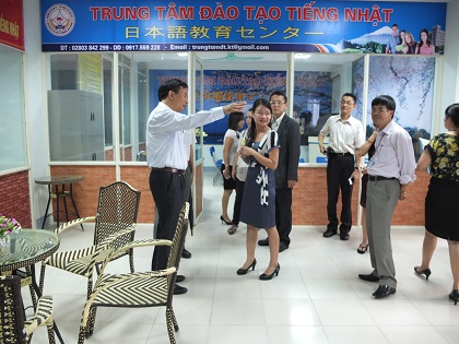 Nhà trường đón đoàn cán bộ lãnh đạo Học viện Ngoại ngữ và Công nghệ Thông tin I-Seifu và các trường Đại học tại Osaka Nhật Bản đến thăm và làm việc tại Trường